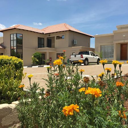 Hill View Inn Serowe Exterior foto