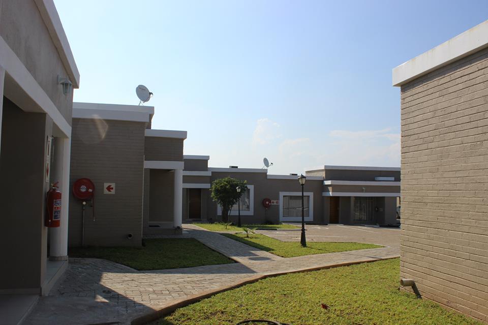 Hill View Inn Serowe Exterior foto